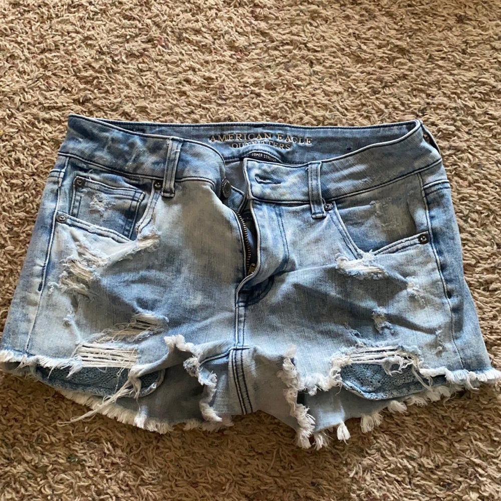 American Eagle super stretch shortie